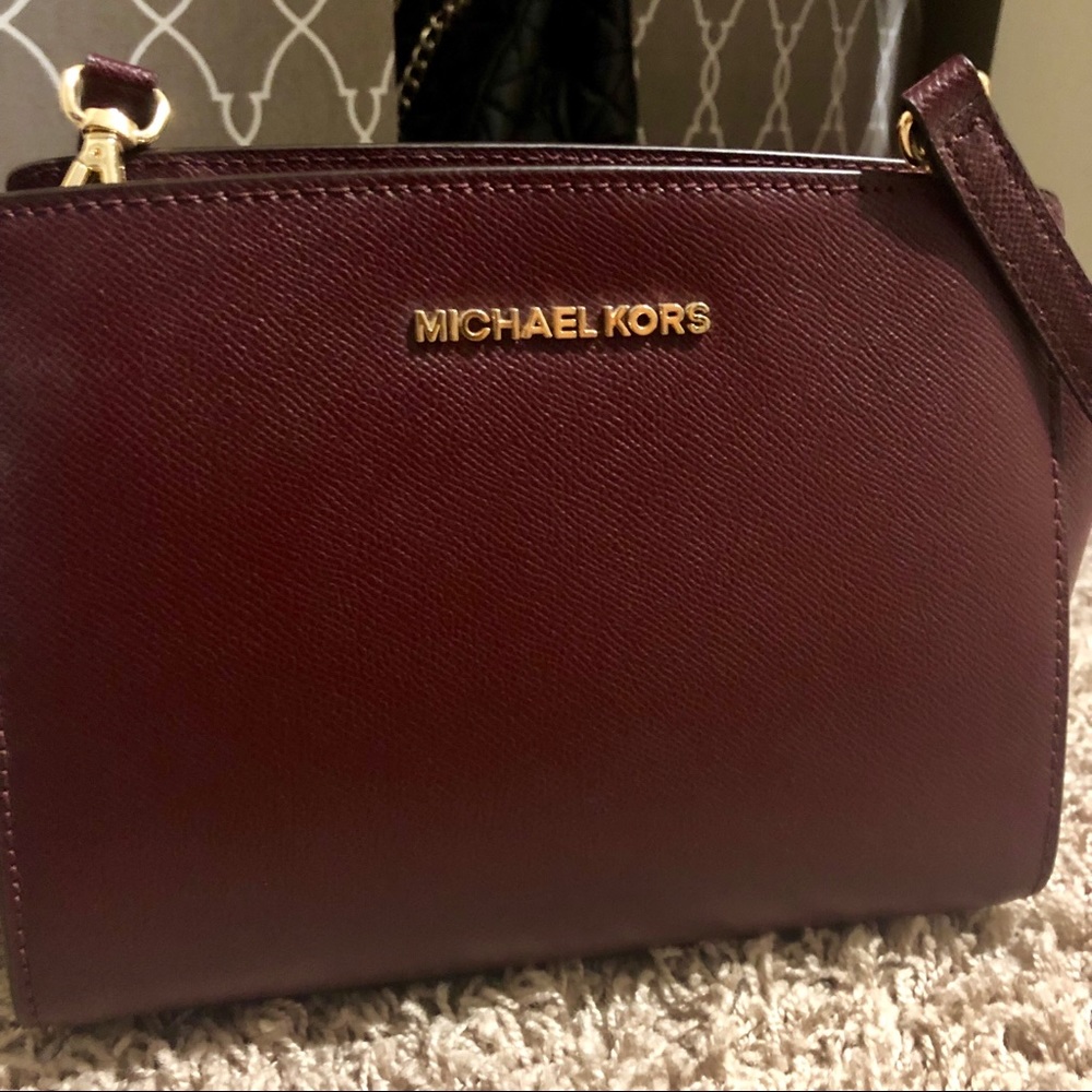 SOLD ✅ - Picture 3 of 6